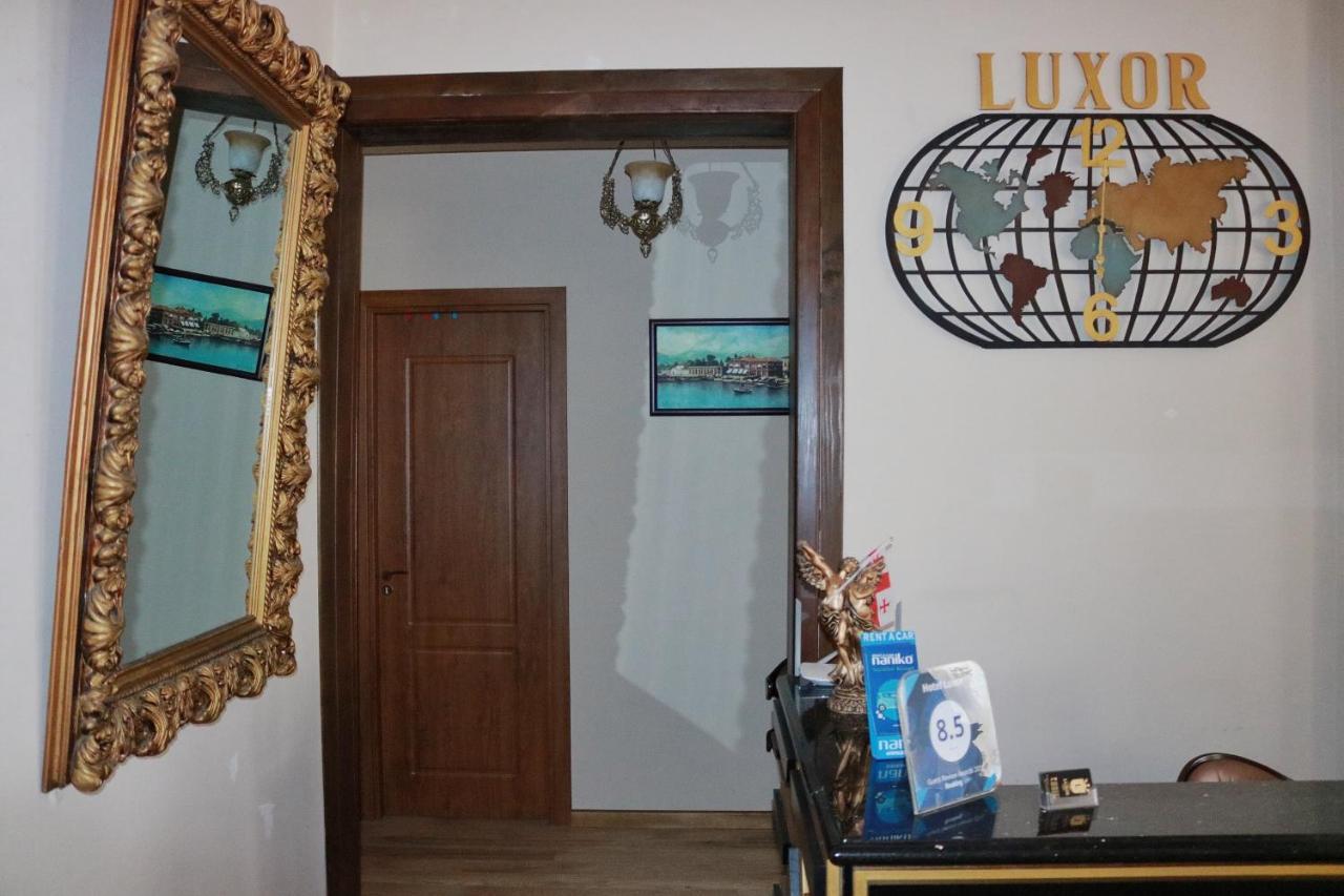 Отель Luxors Garden Батуми Экстерьер фото